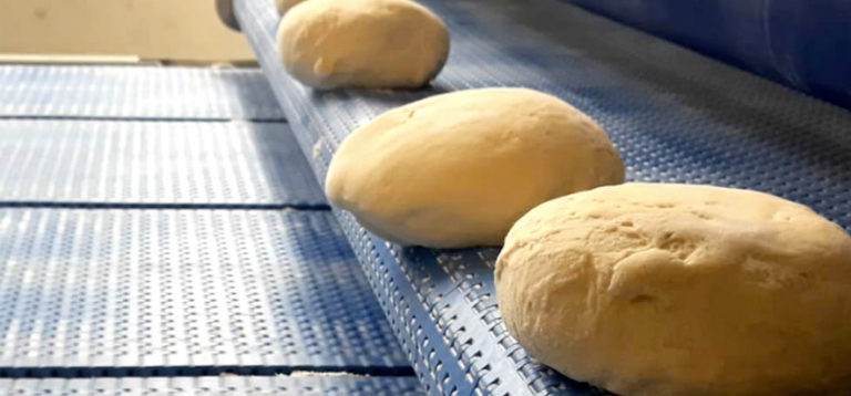 bread-on-conveyor-768x358